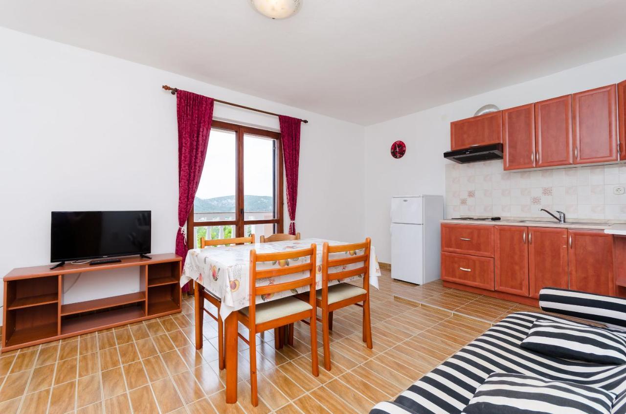 Apartments Dragan Lopar Eksteriør bilde