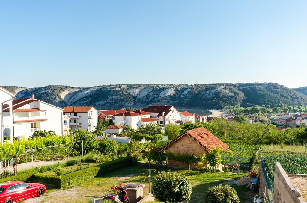 Apartments Dragan Lopar Eksteriør bilde
